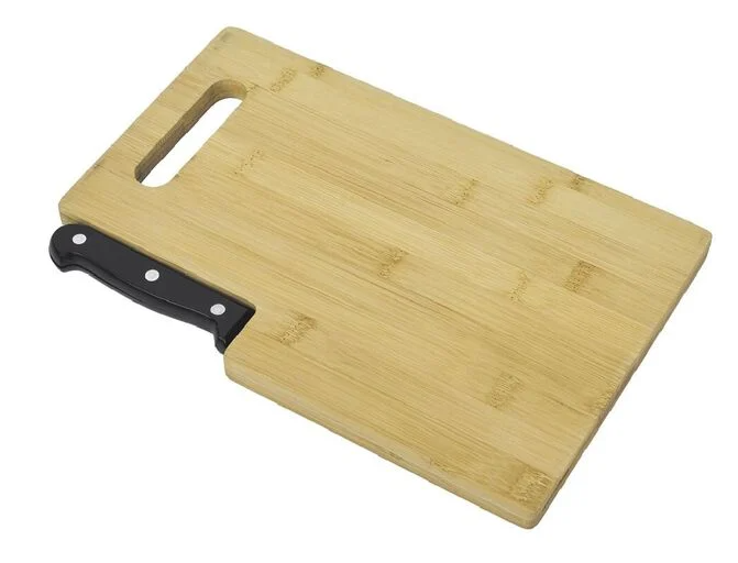 Planche avec couteau